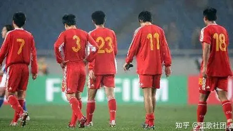 三月未落幕，星陨四起，一人平静谢幕，三生命运未卜。